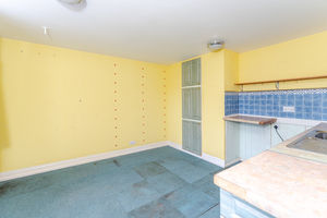 Utility Room- click for photo gallery
